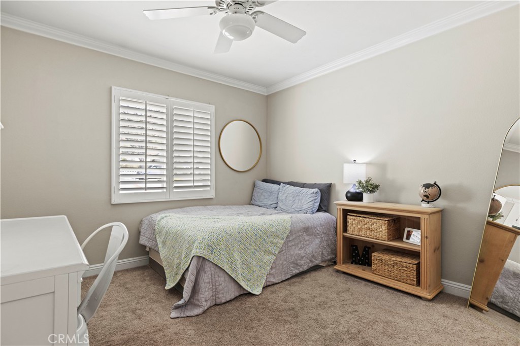 27233 Santa Clarita Rd