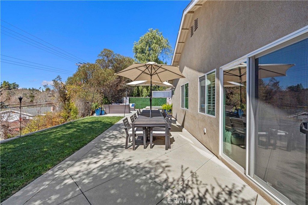 27233 Santa Clarita Rd