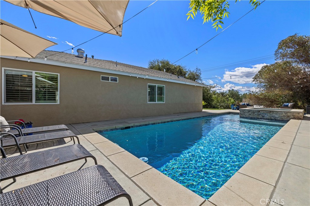 27233 Santa Clarita Rd