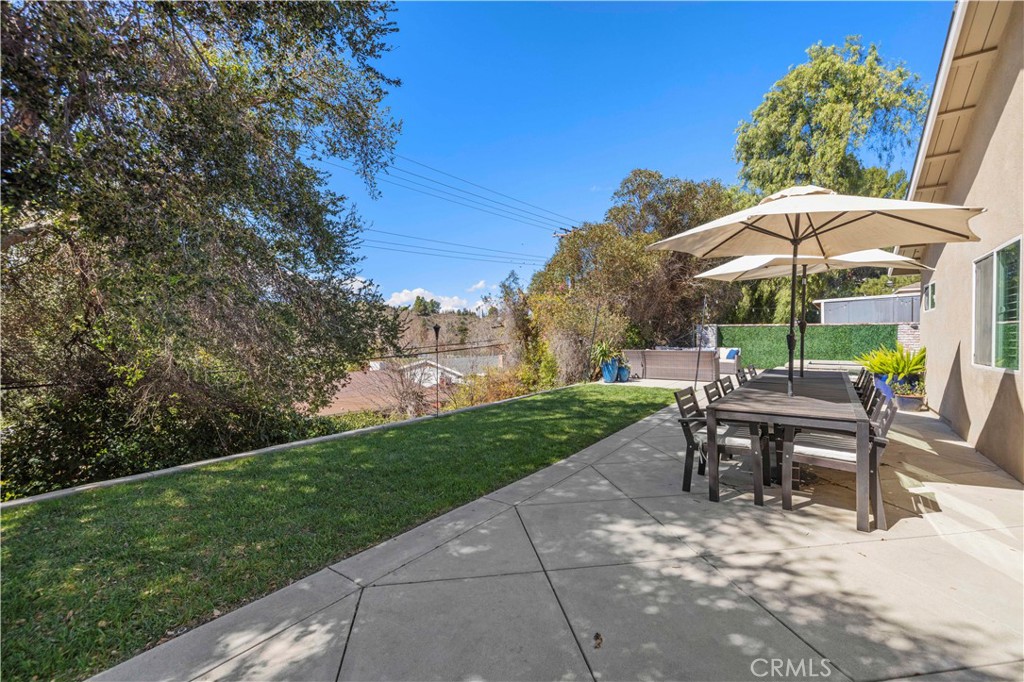 27233 Santa Clarita Rd