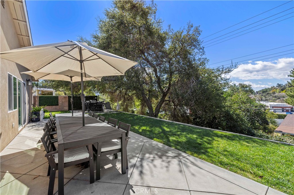 27233 Santa Clarita Rd