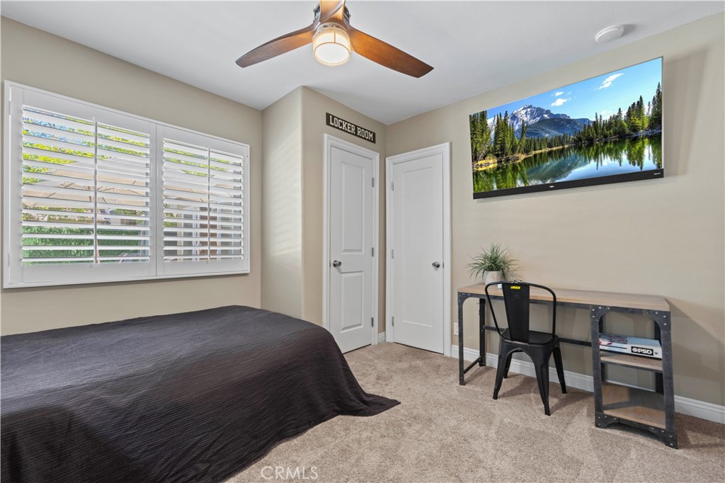 27233 Santa Clarita Rd