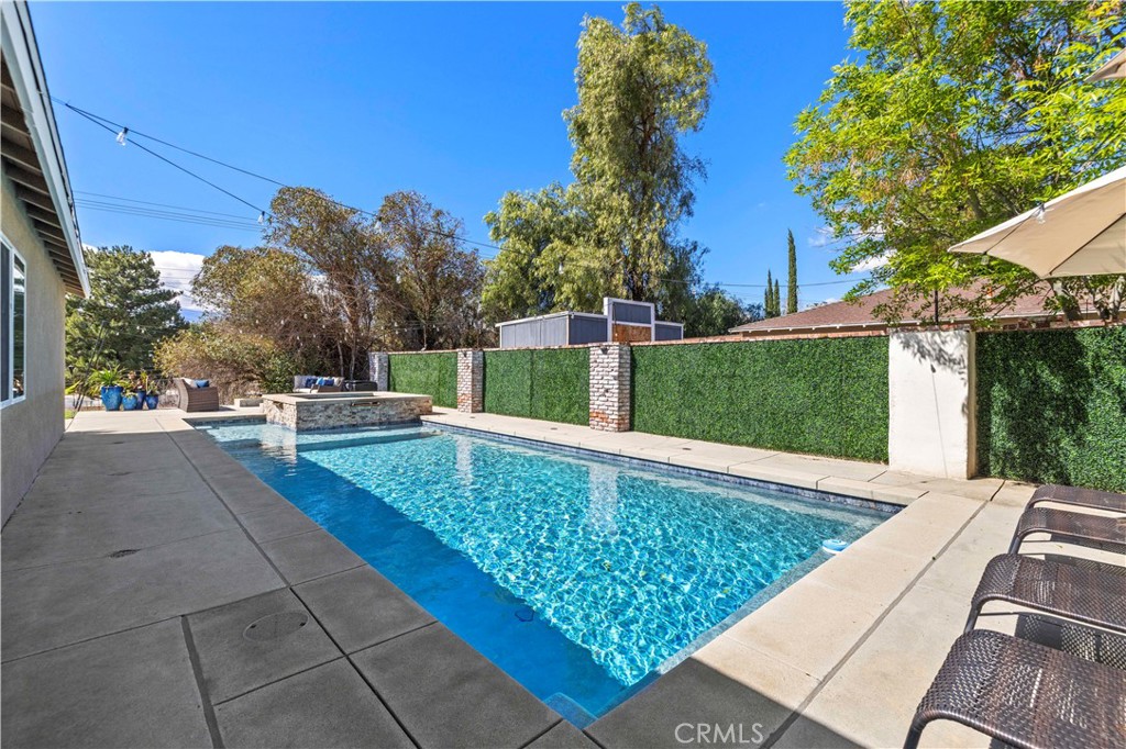 27233 Santa Clarita Rd