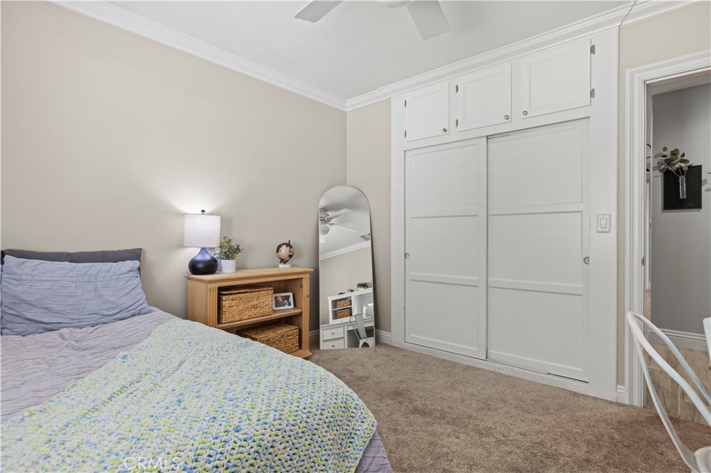 27233 Santa Clarita Rd