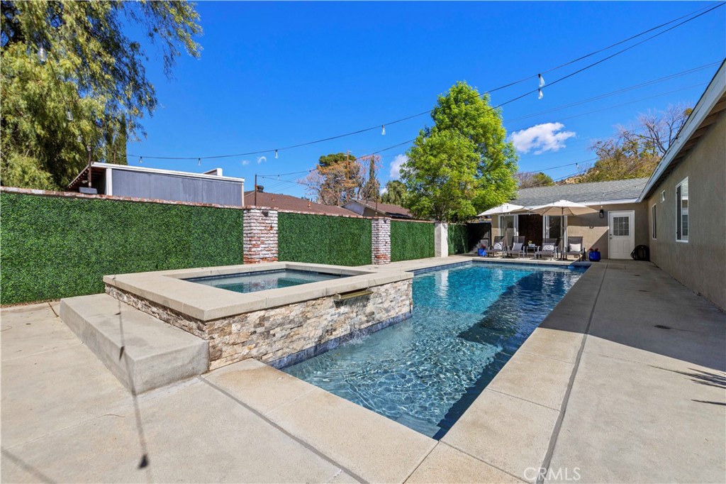 27233 Santa Clarita Rd