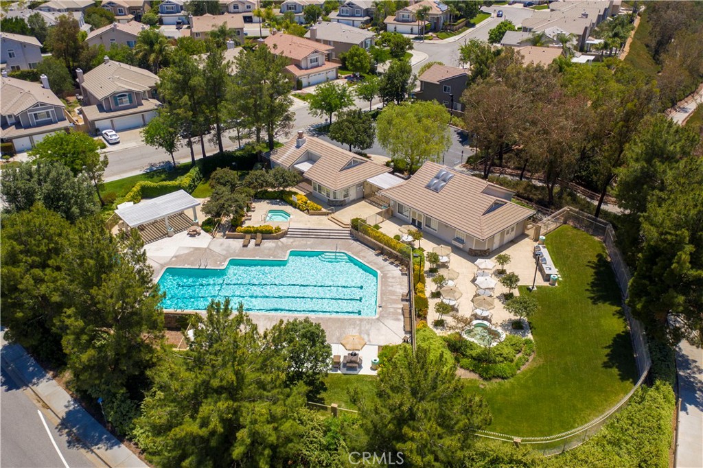 27849 Skycrest Cr