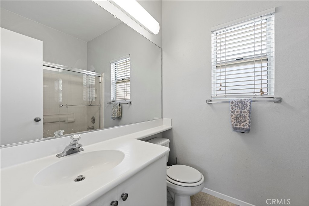 27849 Skycrest Cr
