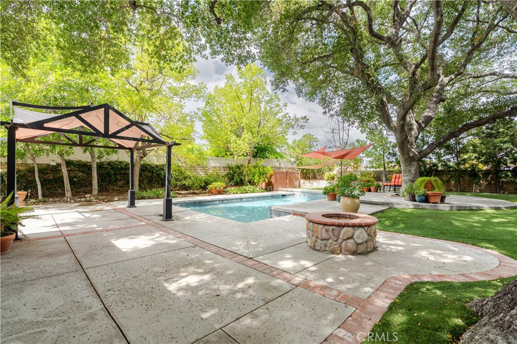 23543 Heather Knolls Place