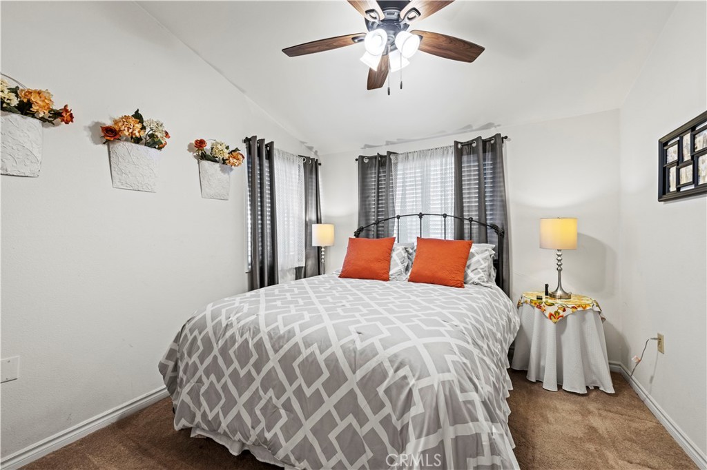 19160 Avenue Of The Oaks B