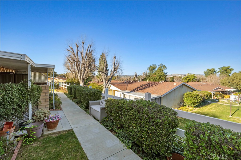 19160 Avenue Of The Oaks B