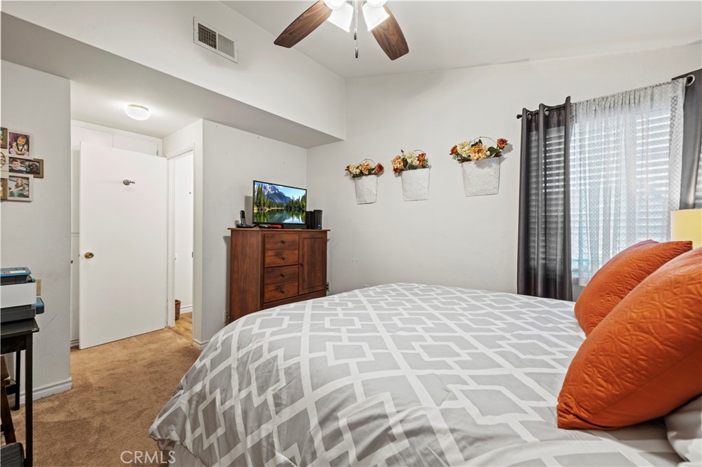 19160 Avenue Of The Oaks B