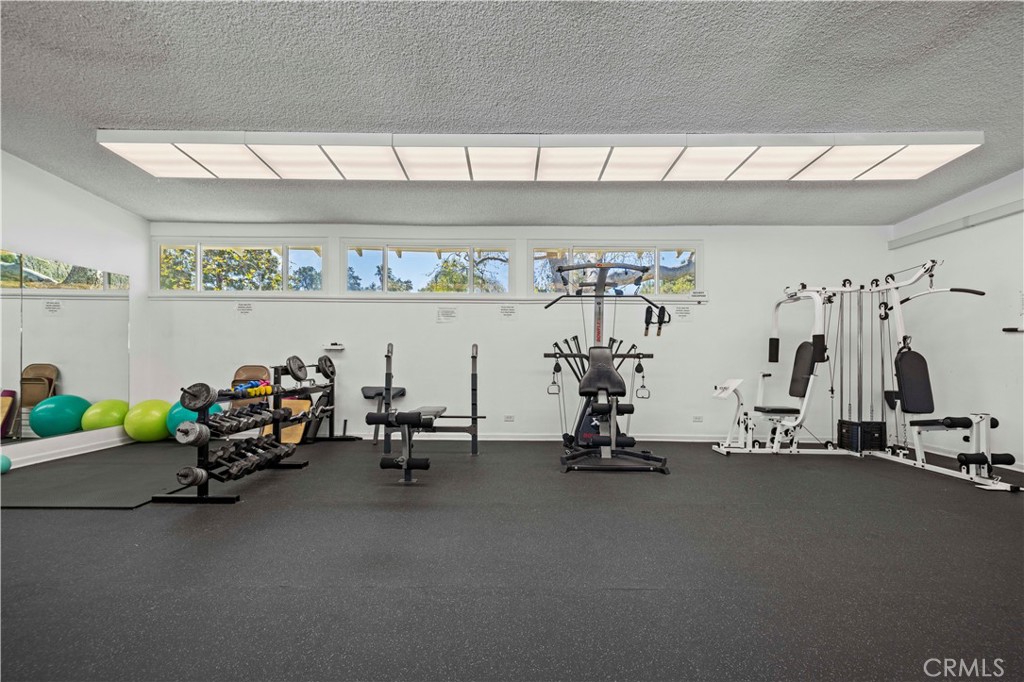 19160 Avenue Of The Oaks B