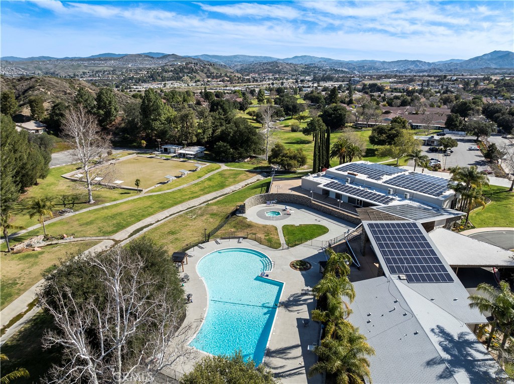 19160 Avenue Of The Oaks B