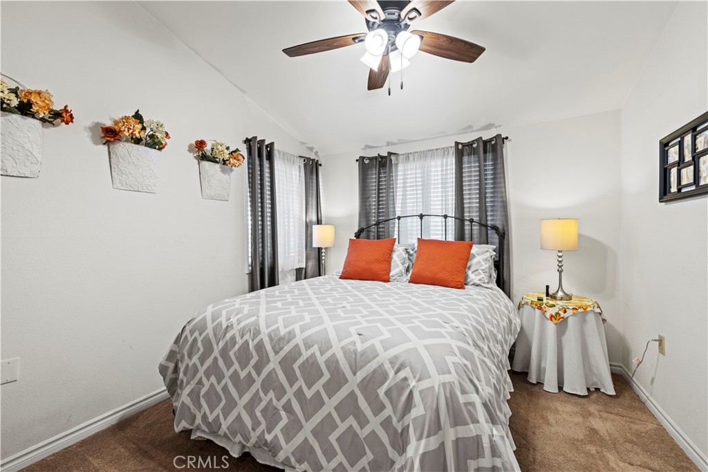 19160 Avenue Of The Oaks B