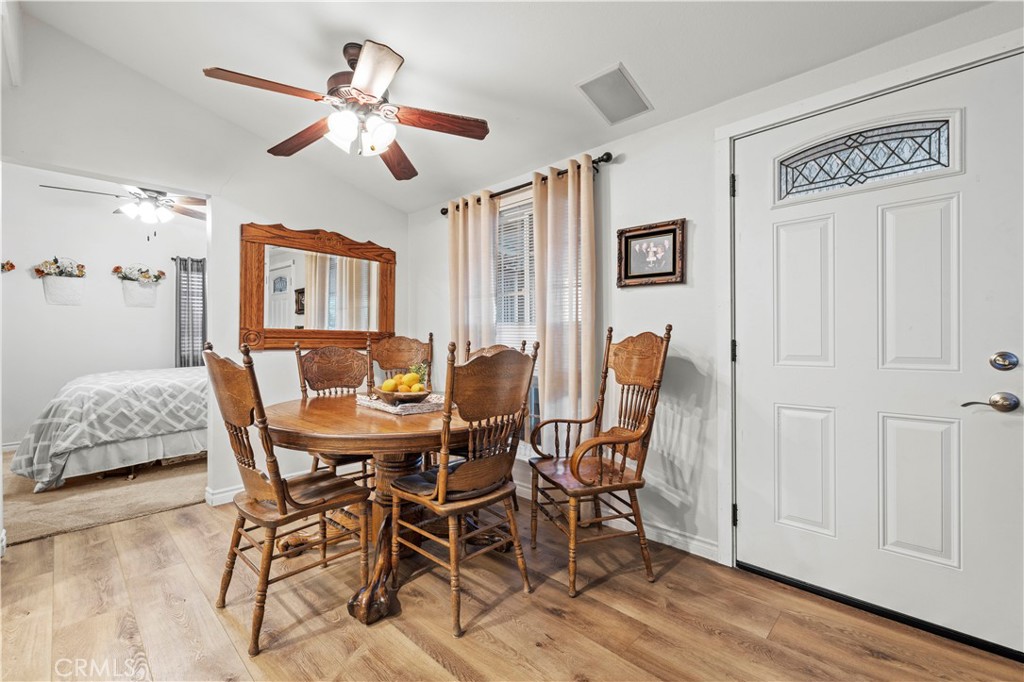 19160 Avenue Of The Oaks B