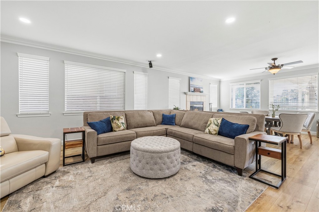 21157 Cross Creek
