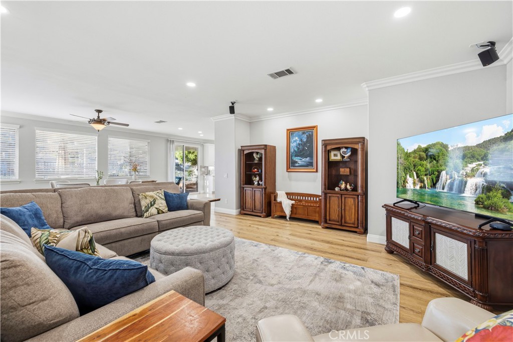21157 Cross Creek