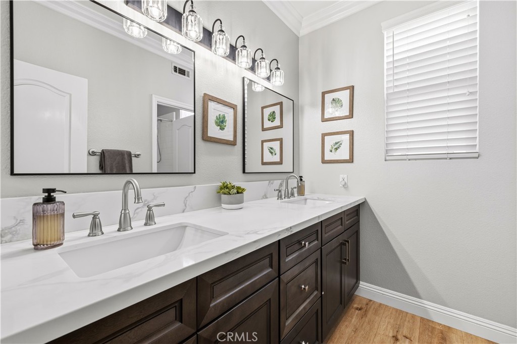 21157 Cross Creek