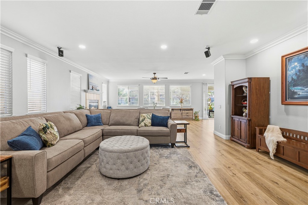 21157 Cross Creek