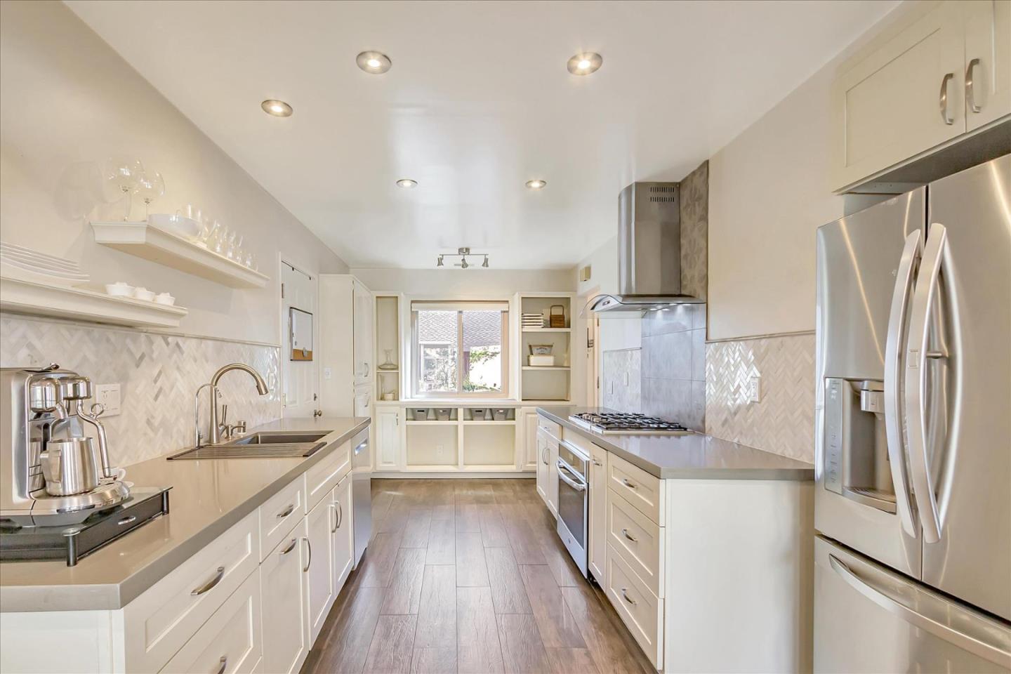 173 Escobar AVE