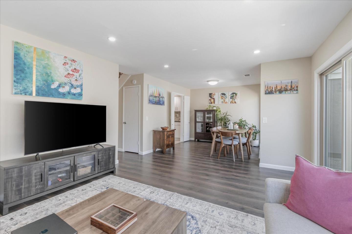122 Milmar WAY