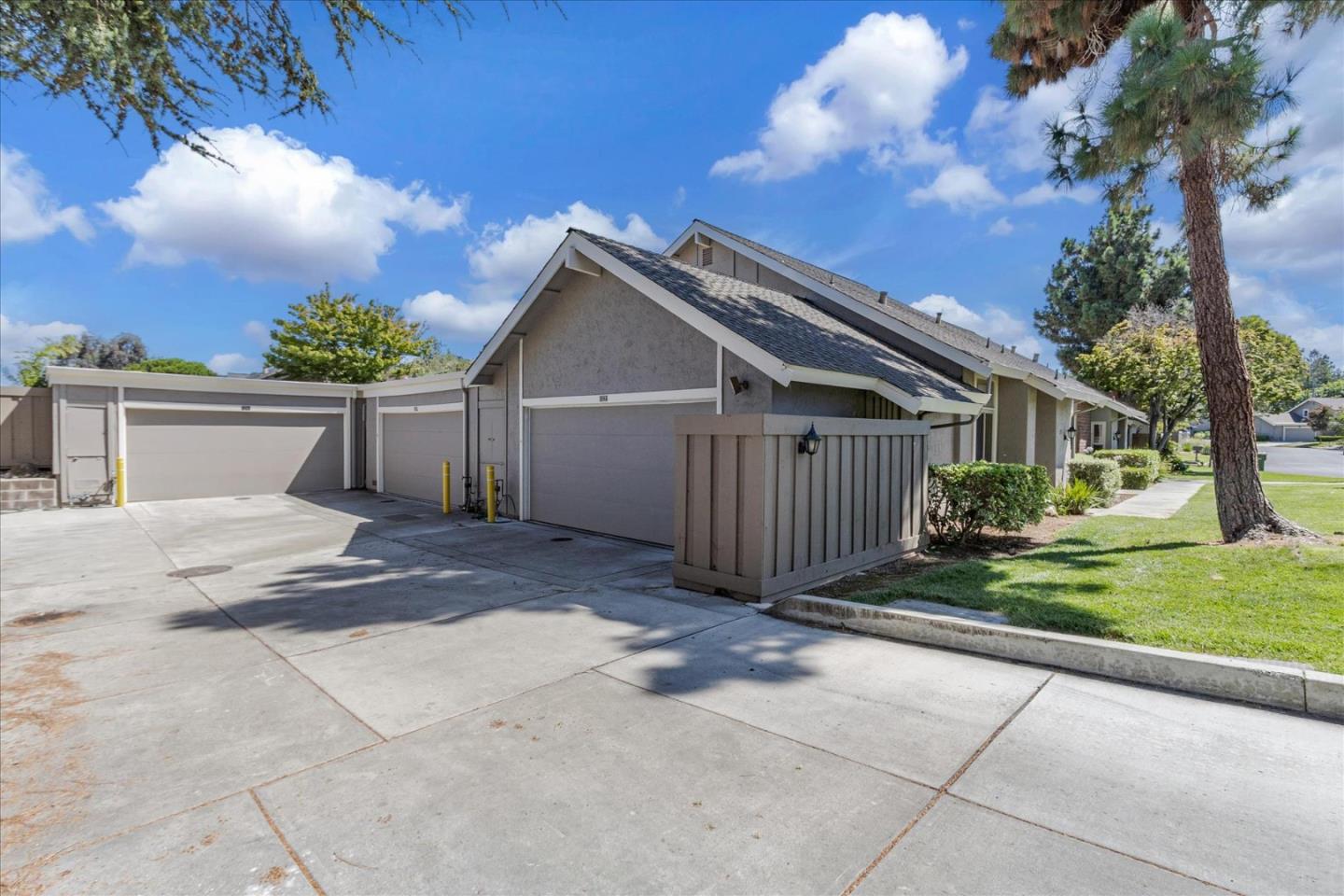 122 Milmar WAY