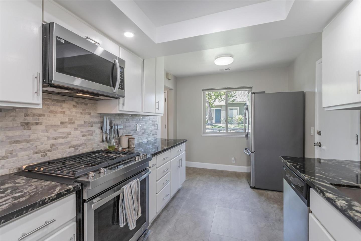 122 Milmar WAY