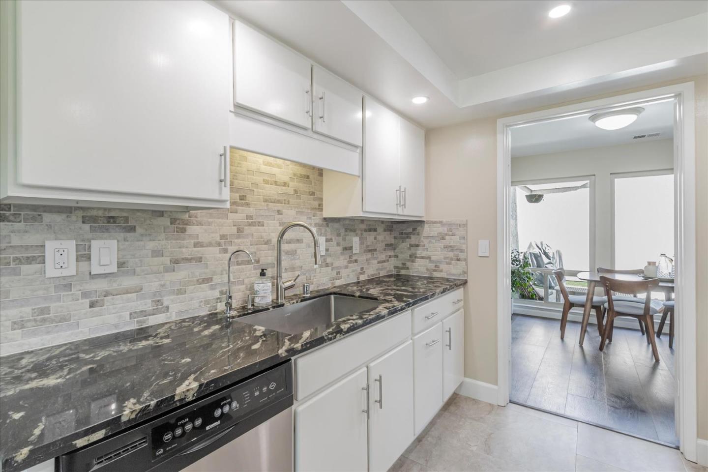 122 Milmar WAY