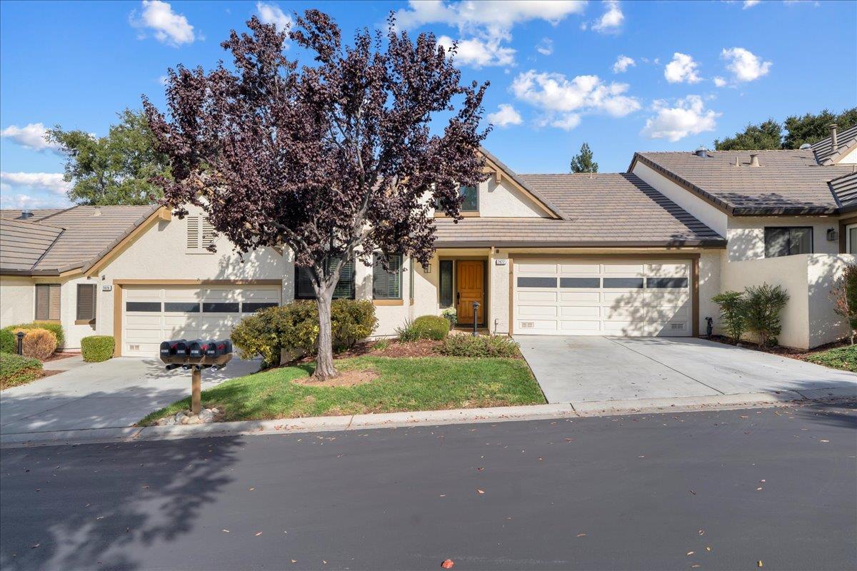 7677 Helmsdale DR