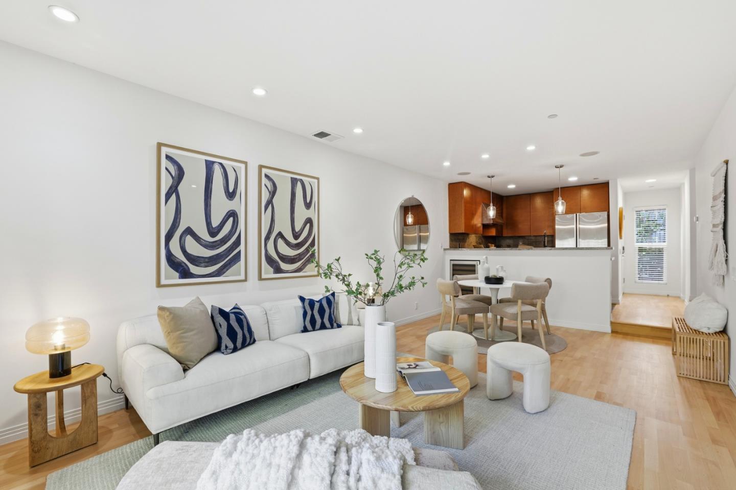 1835 Palm View Place 105