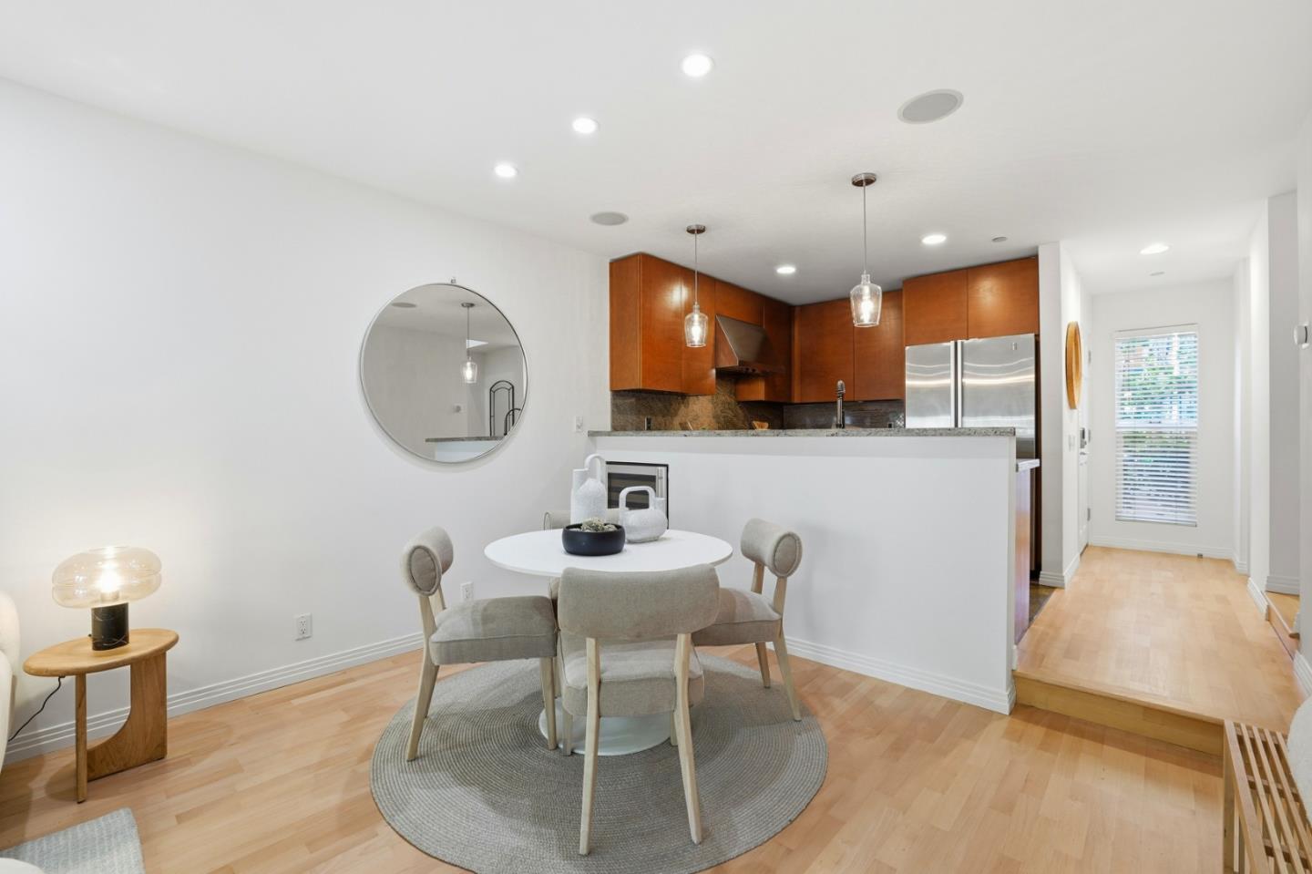 1835 Palm View Place 105