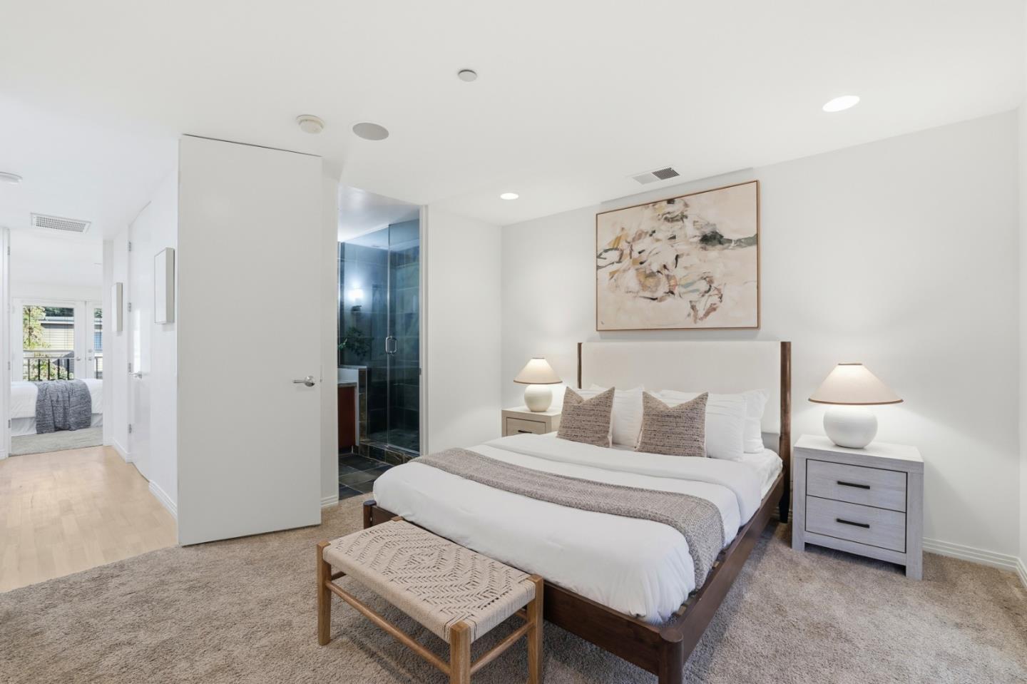 1835 Palm View Place 105