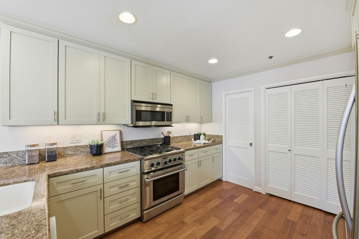 95 Church Street 2301