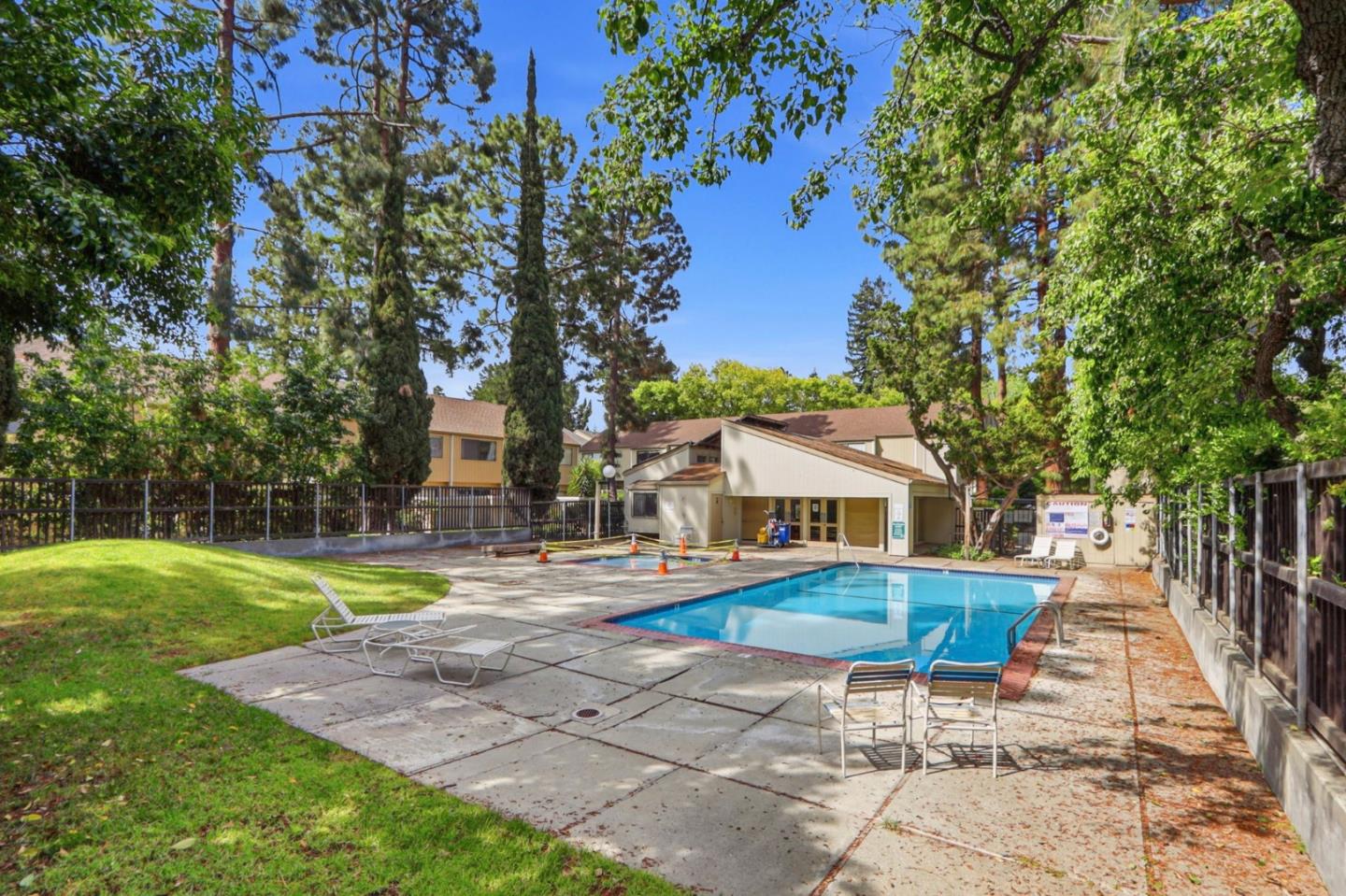 3007 Kaiser Drive F