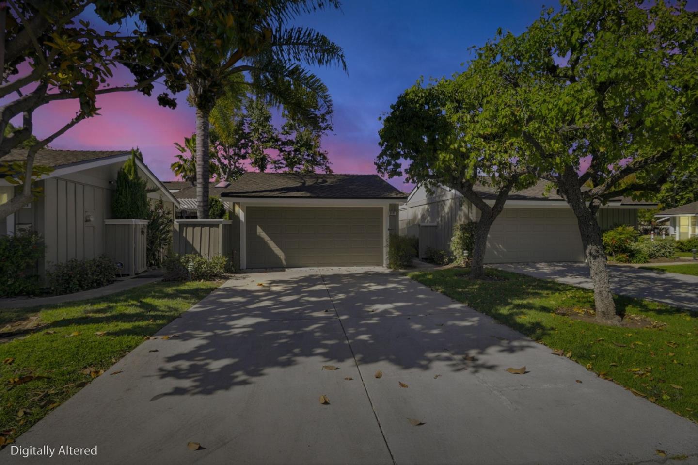 1131 Holly Oak Circle