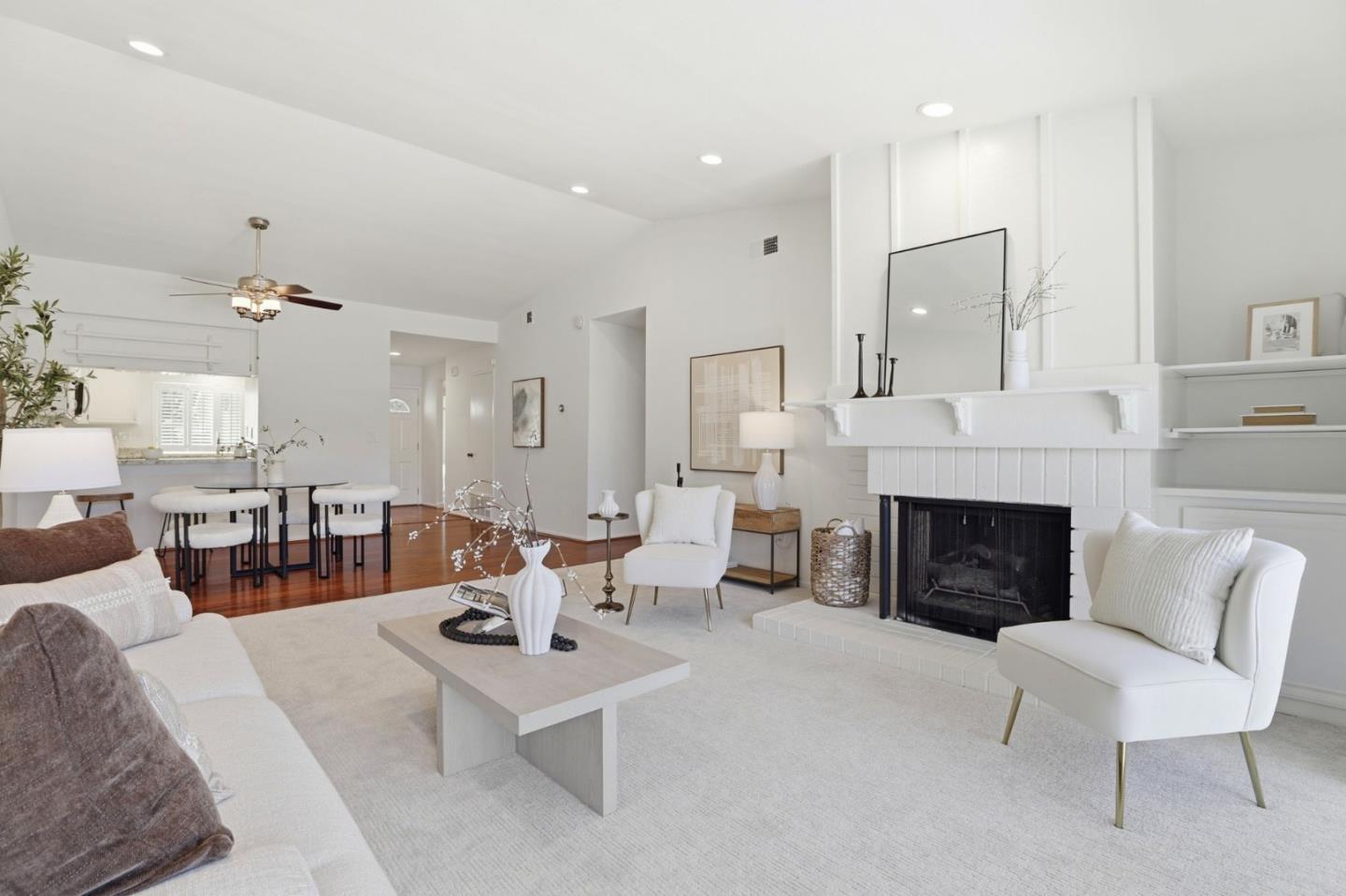 1131 Holly Oak Circle