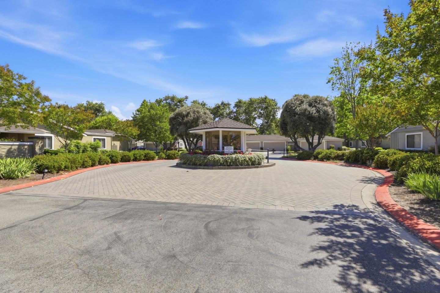 1131 Holly Oak Circle