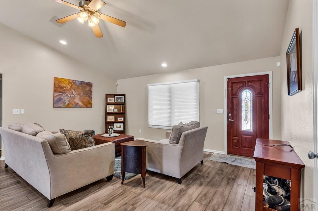 4899 Warbler Court