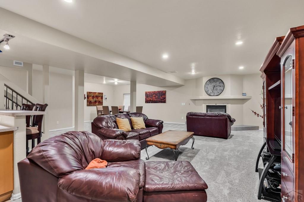 4899 Warbler Court