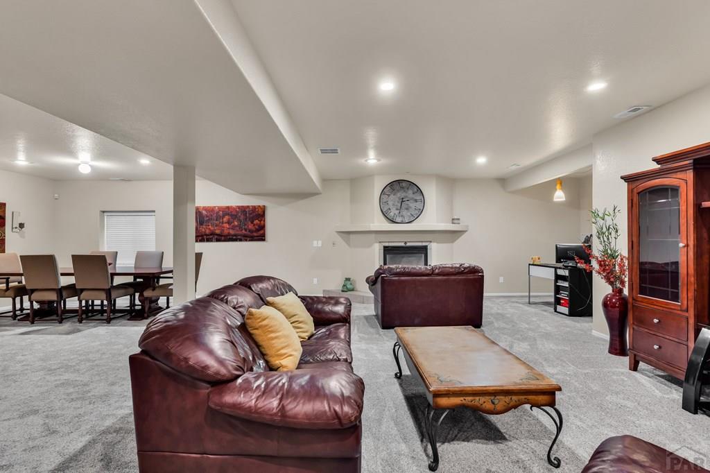 4899 Warbler Court