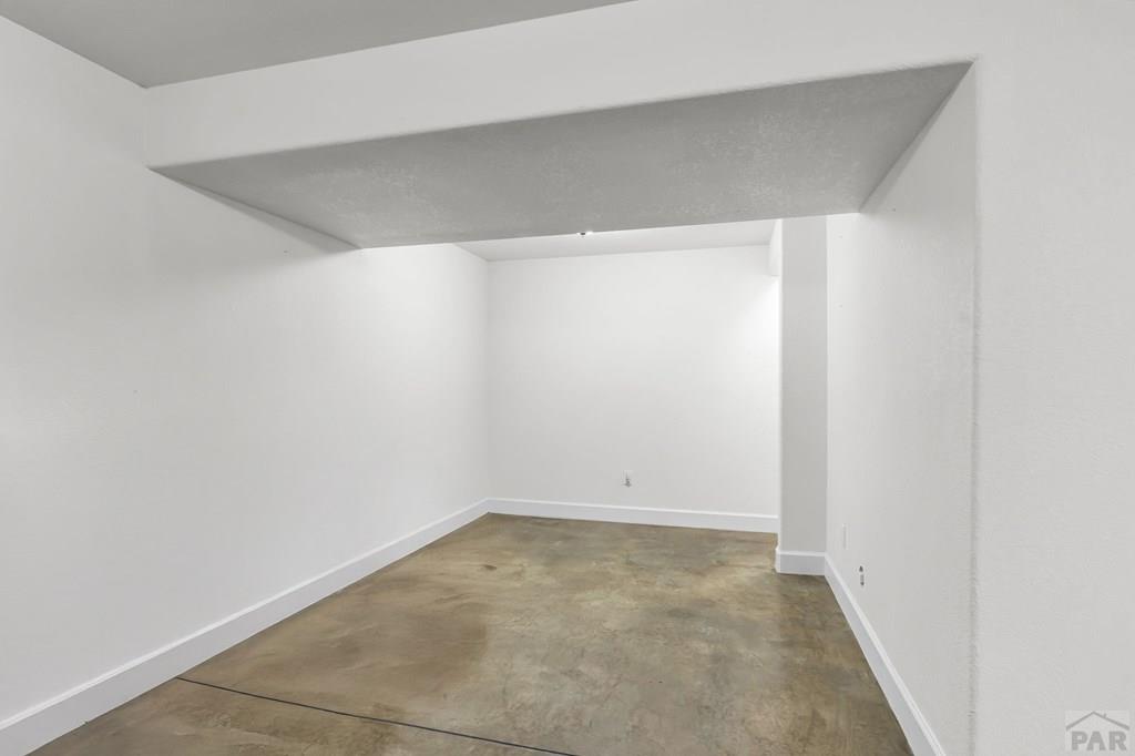 75 Wheatridge Dr