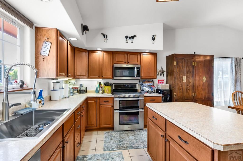 75 Wheatridge Dr