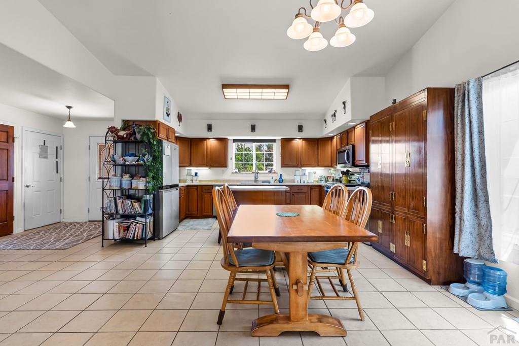 75 Wheatridge Dr