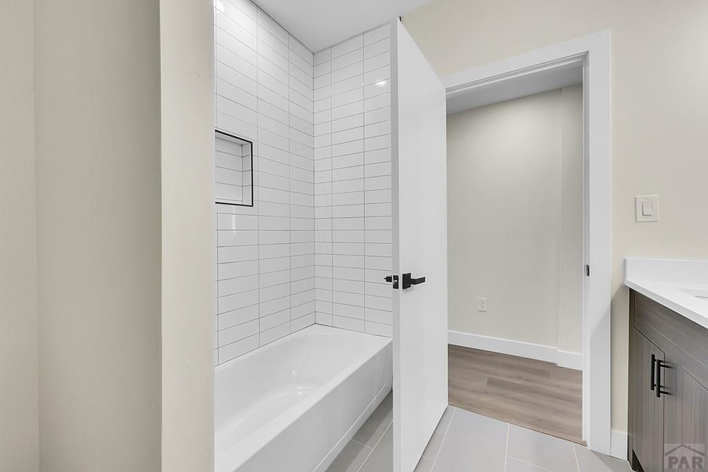 1250 W Presidio Dr