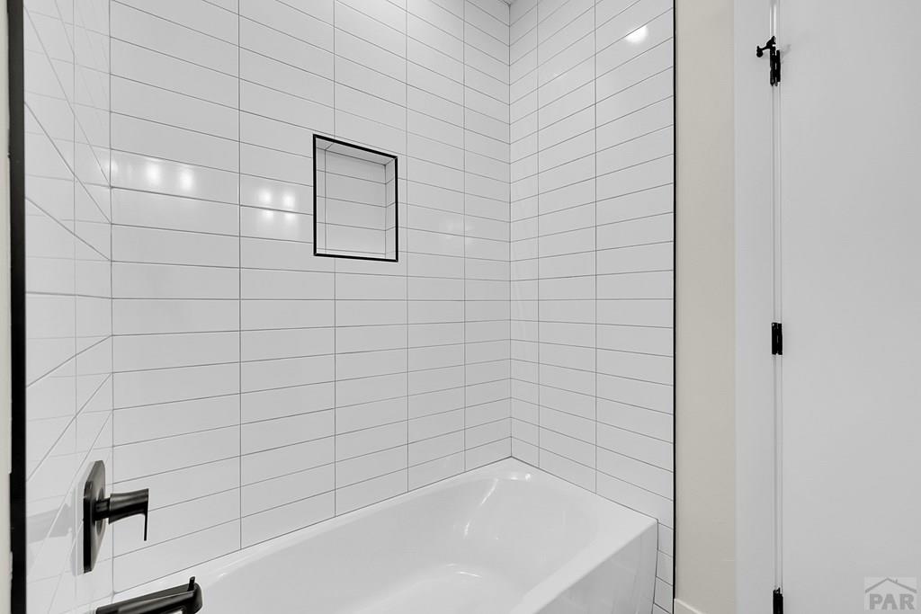 1250 W Presidio Dr