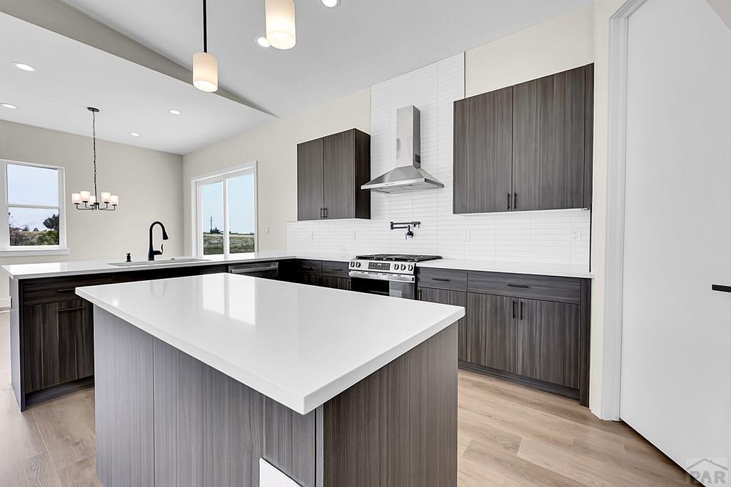 1250 W Presidio Dr