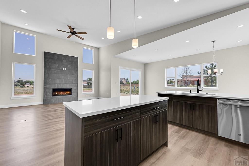 1250 W Presidio Dr