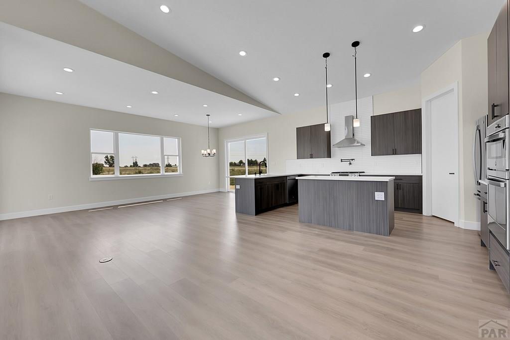 1250 W Presidio Dr