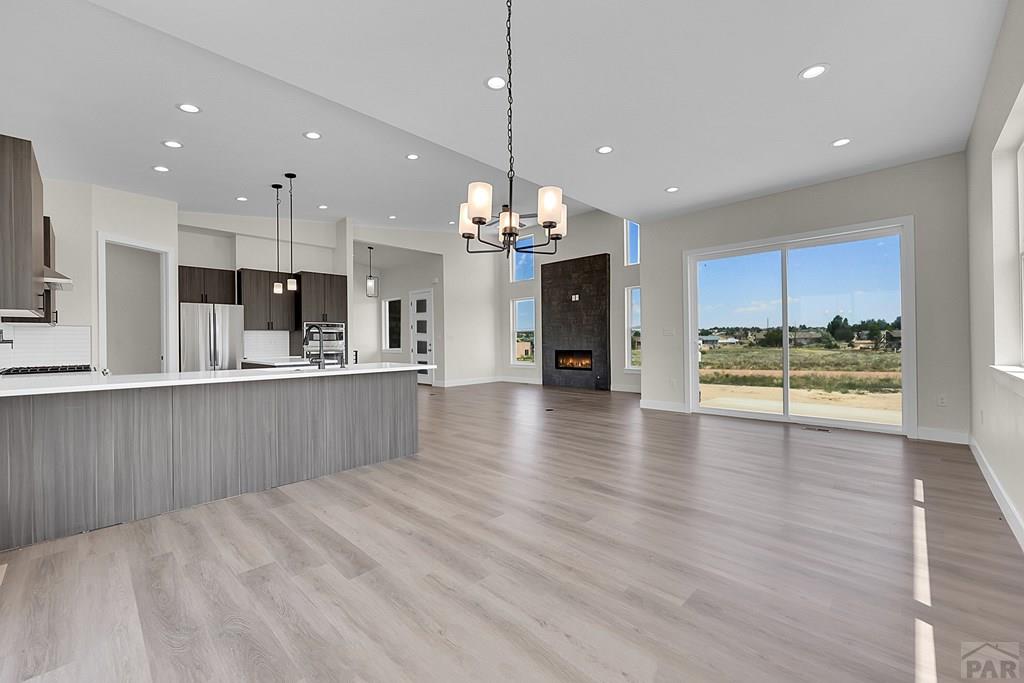 1250 W Presidio Dr
