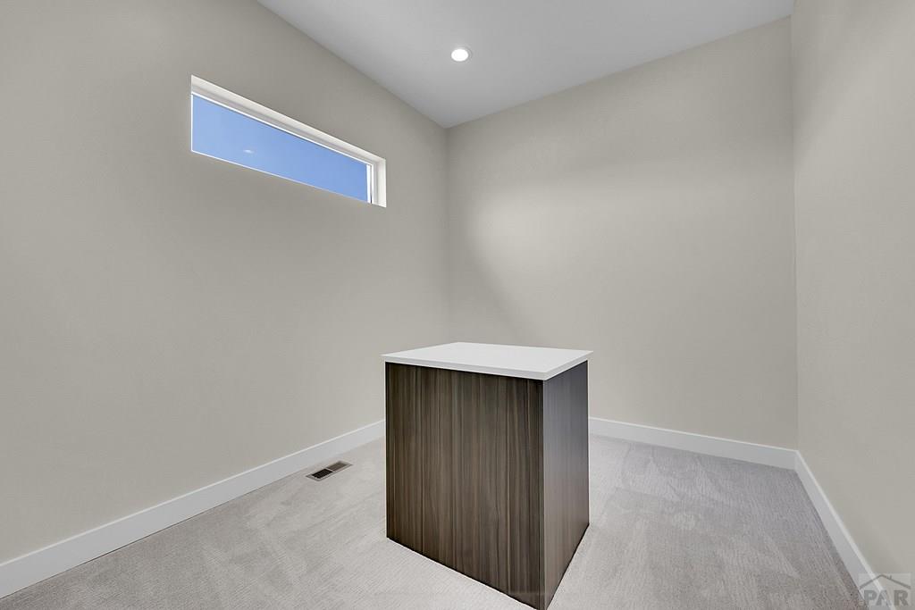 1250 W Presidio Dr
